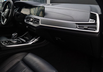 Подержанный автомобиль BMW X7 2020 года (9 фото)