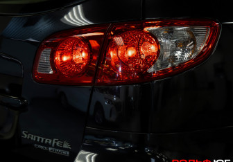 Подержанный автомобиль Hyundai Santa Fe 2008 года (23 фото)