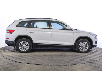 Подержанный автомобиль Skoda Kodiaq 2021 года (4 фото)