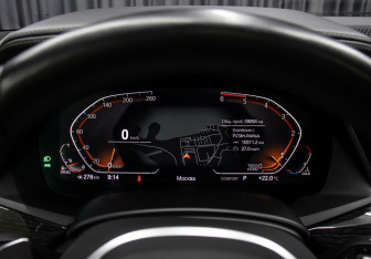 Подержанный автомобиль BMW X7 2020 года (15 фото)