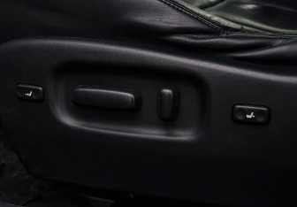 Подержанный автомобиль Toyota Highlander 2011 года (21 фото)