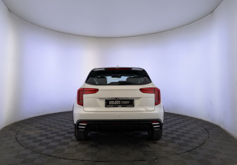 Подержанный автомобиль Haval Jolion 2024 года (6 фото)
