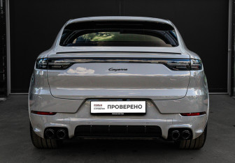 Подержанный автомобиль Porsche Cayenne 2021 года (5 фото)