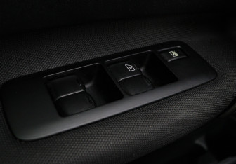 Подержанный автомобиль Nissan Qashqai 2013 года (17 фото)