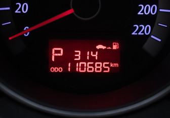 Подержанный автомобиль Kia Cerato Coupe 2012 года (12 фото)
