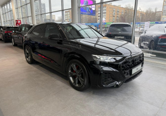 Новый Audi Q8 2024 (3 фото)