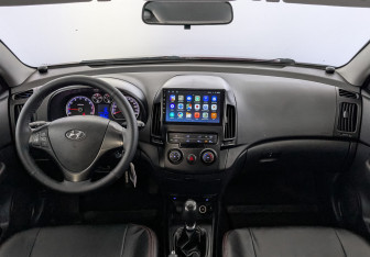 Подержанный автомобиль Hyundai i30 Hatchback 2011 года (14 фото)