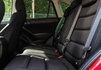 Подержанный автомобиль Mazda CX-5 2016 года (8 фото)