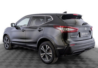 Подержанный автомобиль Nissan Qashqai 2021 года (7 фото)