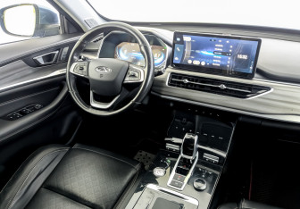 Подержанный автомобиль Chery Tiggo 8 Pro 2021 года (30 фото)