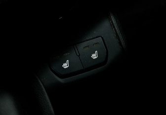 Подержанный автомобиль Kia Rio Hatchback 2012 года (11 фото)