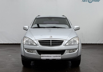 Подержанный автомобиль SsangYong Kyron 2011 года (2 фото)