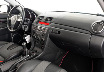 Подержанный автомобиль Mazda 3 MPS 2007 года (13 фото)