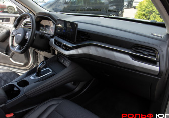 Подержанный автомобиль Haval F7x 2023 года (7 фото)