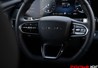 Подержанный автомобиль Chery Arrizo 8 2024 года (13 фото)