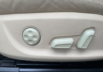 Подержанный автомобиль Audi A6 Sedan 2011 года (20 фото)