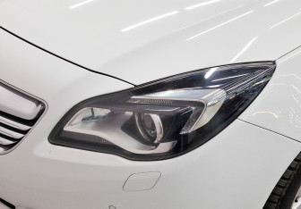 Подержанный автомобиль Opel Insignia Wagon 2014 года (11 фото)