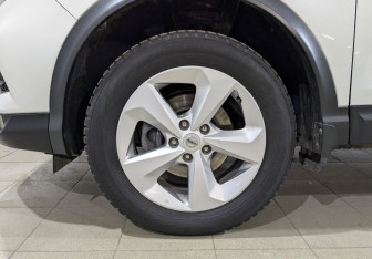 Подержанный автомобиль Nissan Qashqai 2019 года (6 фото)