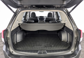 Подержанный автомобиль Subaru Forester Suv 2018 года (10 фото)