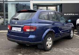 Подержанный автомобиль SsangYong Kyron 2010 года (5 фото)