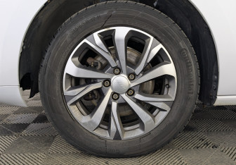 Подержанный автомобиль Haval Jolion 2023 года (12 фото)