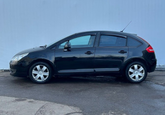 Подержанный автомобиль Citroen C4 Hatchback 2008 года (8 фото)
