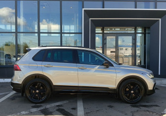 Подержанный автомобиль Volkswagen Tiguan 2021 года (4 фото)