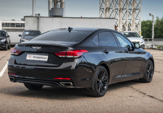Подержанный автомобиль Genesis G80 2019 года (5 фото)