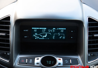 Подержанный автомобиль Chevrolet Captiva 2015 года (13 фото)