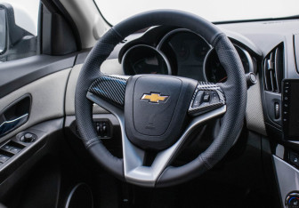 Подержанный автомобиль Chevrolet Cruze Sedan 2014 года (15 фото)