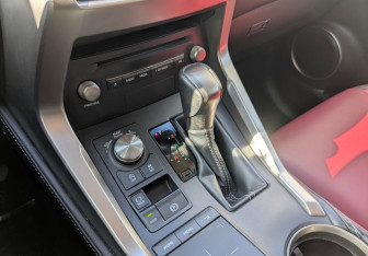 Подержанный автомобиль Lexus NX 2018 года (28 фото)