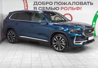 Подержанный автомобиль Geely Monjaro 2023 года (3 фото)