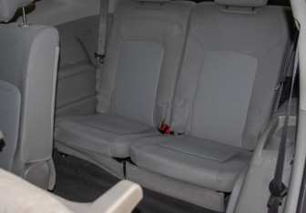 Подержанный автомобиль Chevrolet Orlando 2013 года (12 фото)