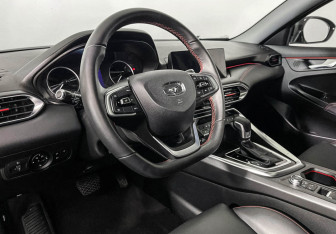 Подержанный автомобиль Kaiyi E5 2023 года (13 фото)