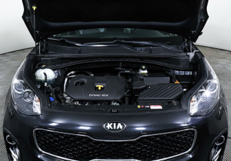 Подержанный автомобиль Kia Sportage 2018 года (8 фото)