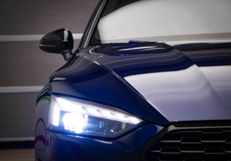 Подержанный автомобиль Audi A5 Liftback 2021 года (33 фото)