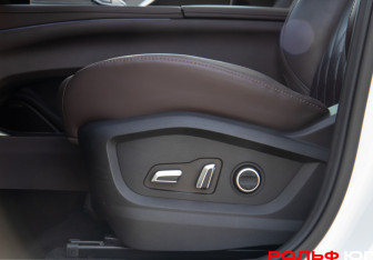 Подержанный автомобиль Chery Tiggo 8 Pro Max 2023 года (22 фото)