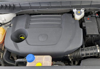 Подержанный автомобиль Changan CS95 2023 года (9 фото)