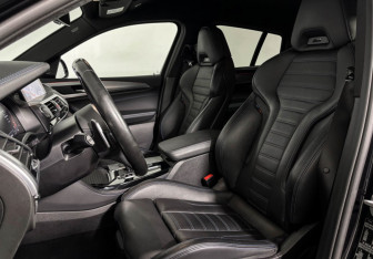 Подержанный автомобиль BMW X4 2019 года (16 фото)
