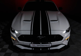 Подержанный автомобиль Ford Mustang Coupe 2020 года (20 фото)