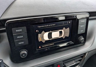 Подержанный автомобиль Skoda Rapid Liftback 2020 года (27 фото)