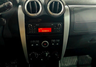 Подержанный автомобиль LADA (ВАЗ) Largus Wagon 2018 года (12 фото)