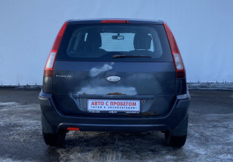 Подержанный автомобиль Ford Fusion 2008 года (6 фото)