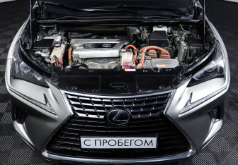 Подержанный автомобиль Lexus NX 2018 года (9 фото)