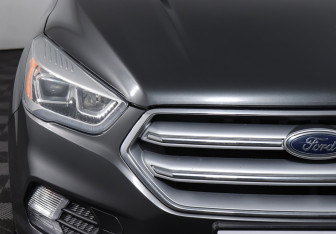 Подержанный автомобиль Ford Kuga 2017 года (20 фото)