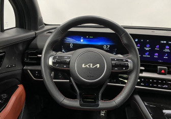 Подержанный автомобиль Kia Sportage 2024 года (17 фото)