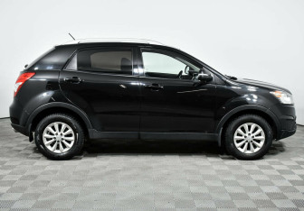 Подержанный автомобиль SsangYong Actyon 2014 года (4 фото)