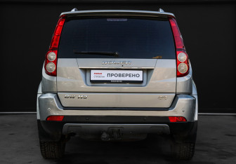 Подержанный автомобиль DW Hower H3 2018 года (5 фото)