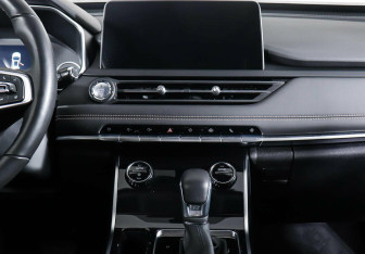 Подержанный автомобиль Chery Tiggo 8 2021 года (16 фото)