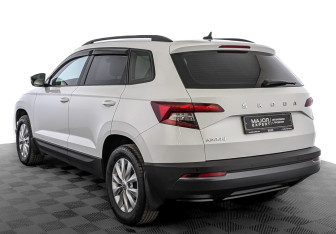 Подержанный автомобиль Skoda Karoq 2020 года (7 фото)